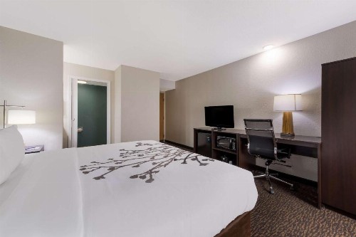 Sleep Inn - Northlake - image 13