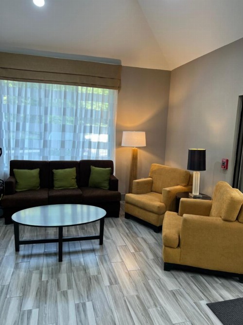 Sleep Inn - Northlake - image 35