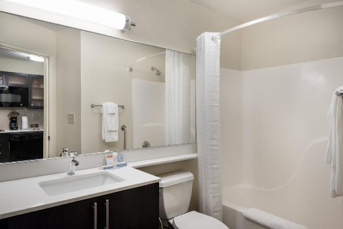 Candlewood Suites - Charlotte - Arrowood an IHG Hotel - image 3