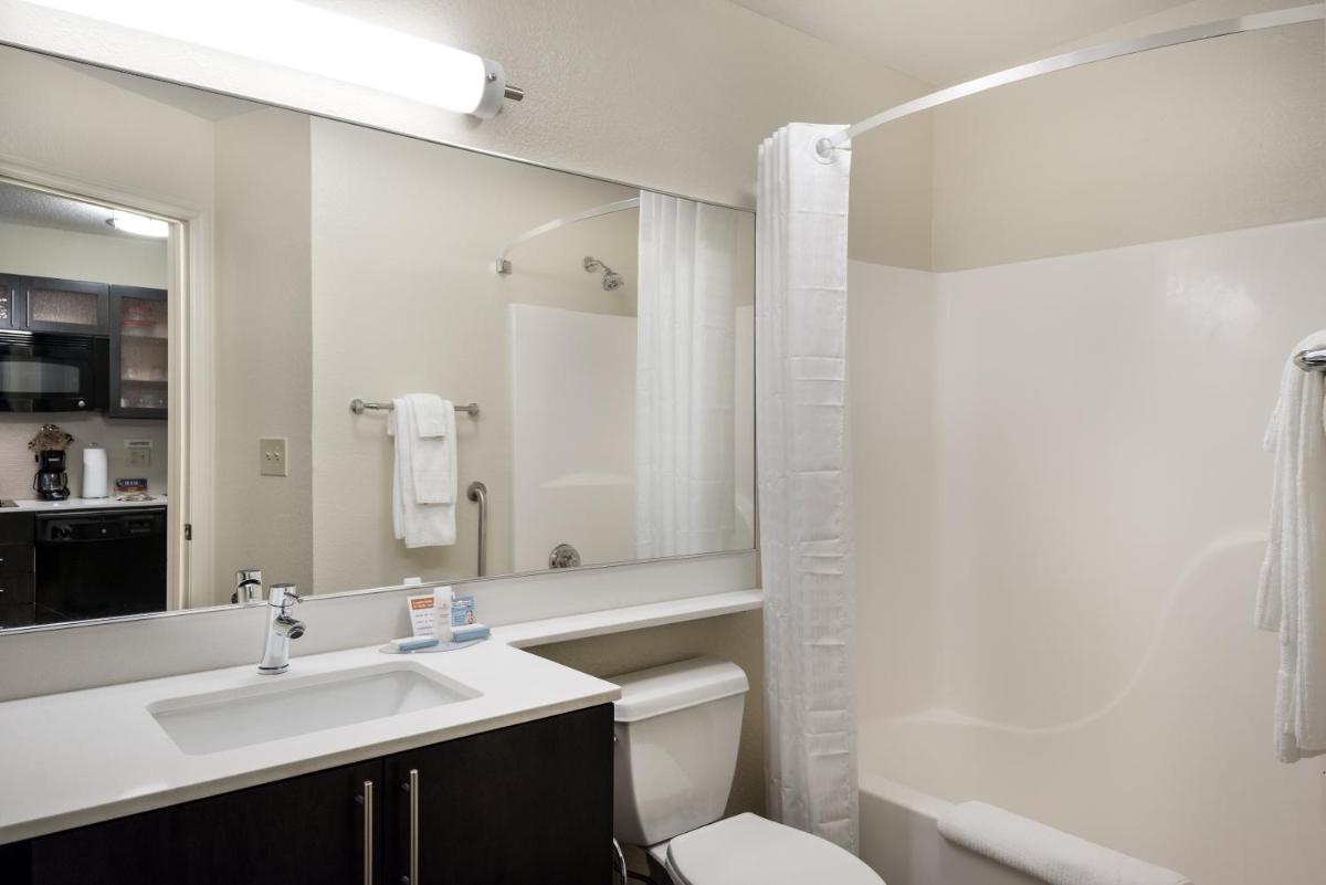 Candlewood Suites - Charlotte - Arrowood an IHG Hotel - image 3