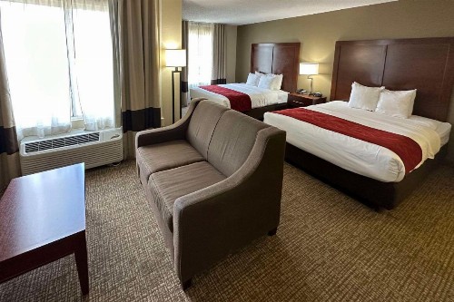 Comfort Suites Airport Charlotte - image 9