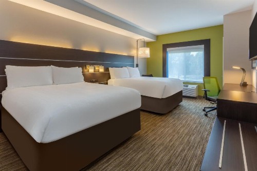 Holiday Inn Express Arrowood an IHG Hotel - image 20