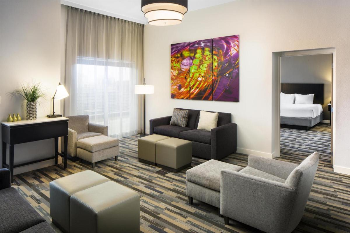 Hyatt House Charlotte Center City - image 2