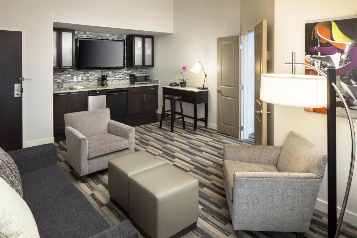 Hyatt House Charlotte Center City - image 4