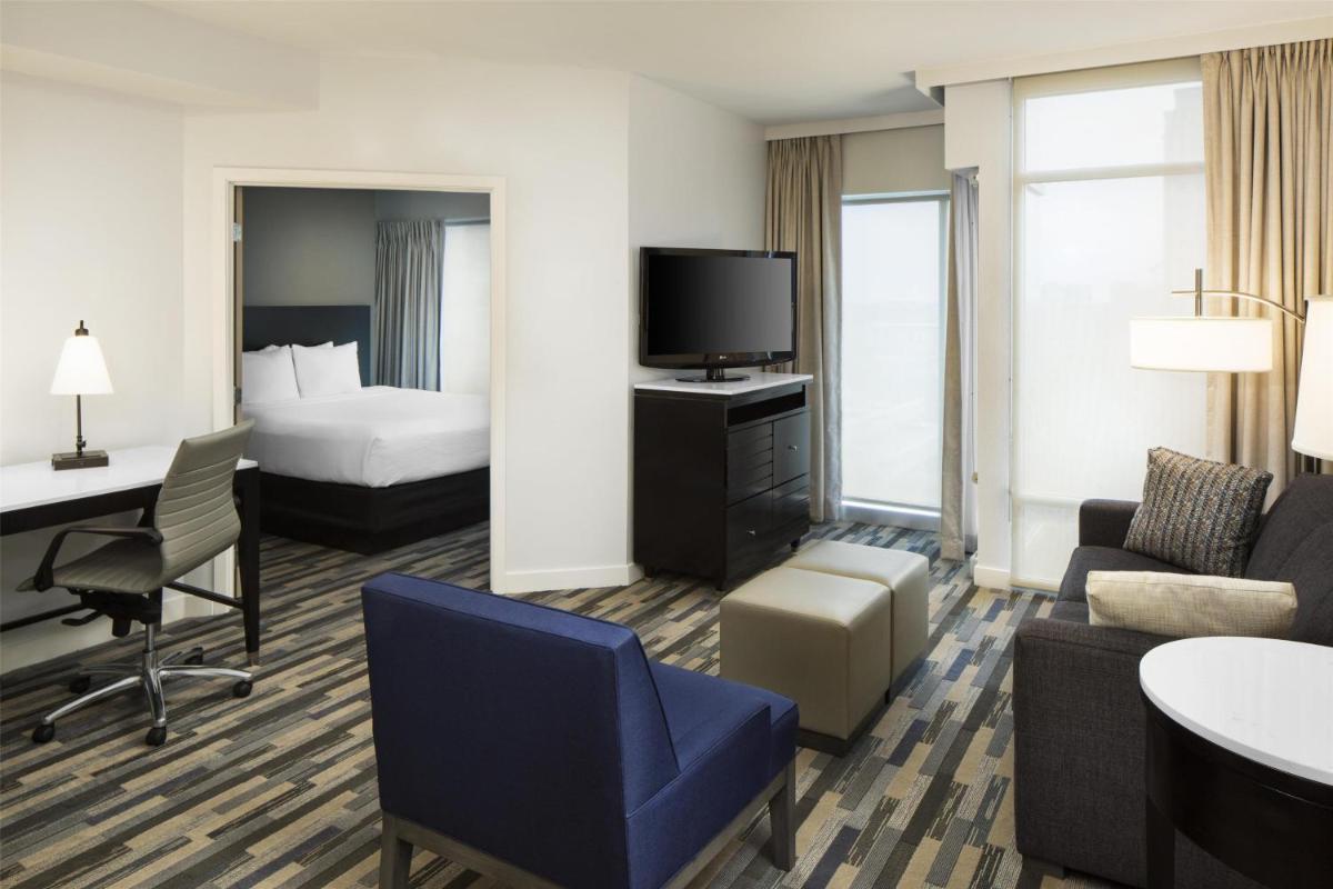 Hyatt House Charlotte Center City - image 7