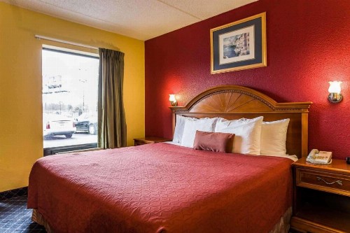 Rodeway Inn Charlotte - image 13