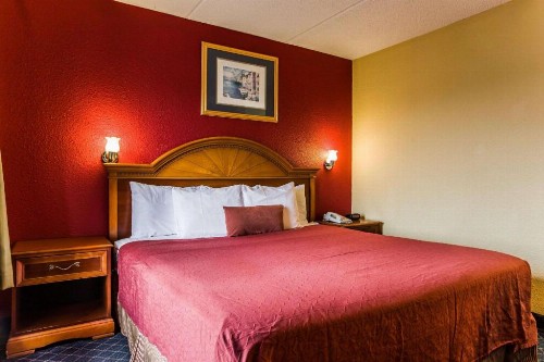 Rodeway Inn Charlotte - image 15