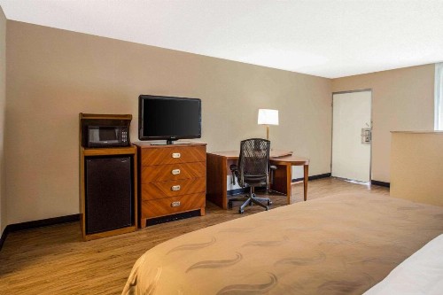 Quality Inn & Suites University Area - image 21
