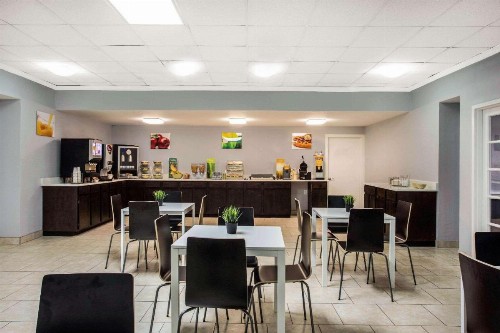 Quality Inn & Suites University Area - image 27