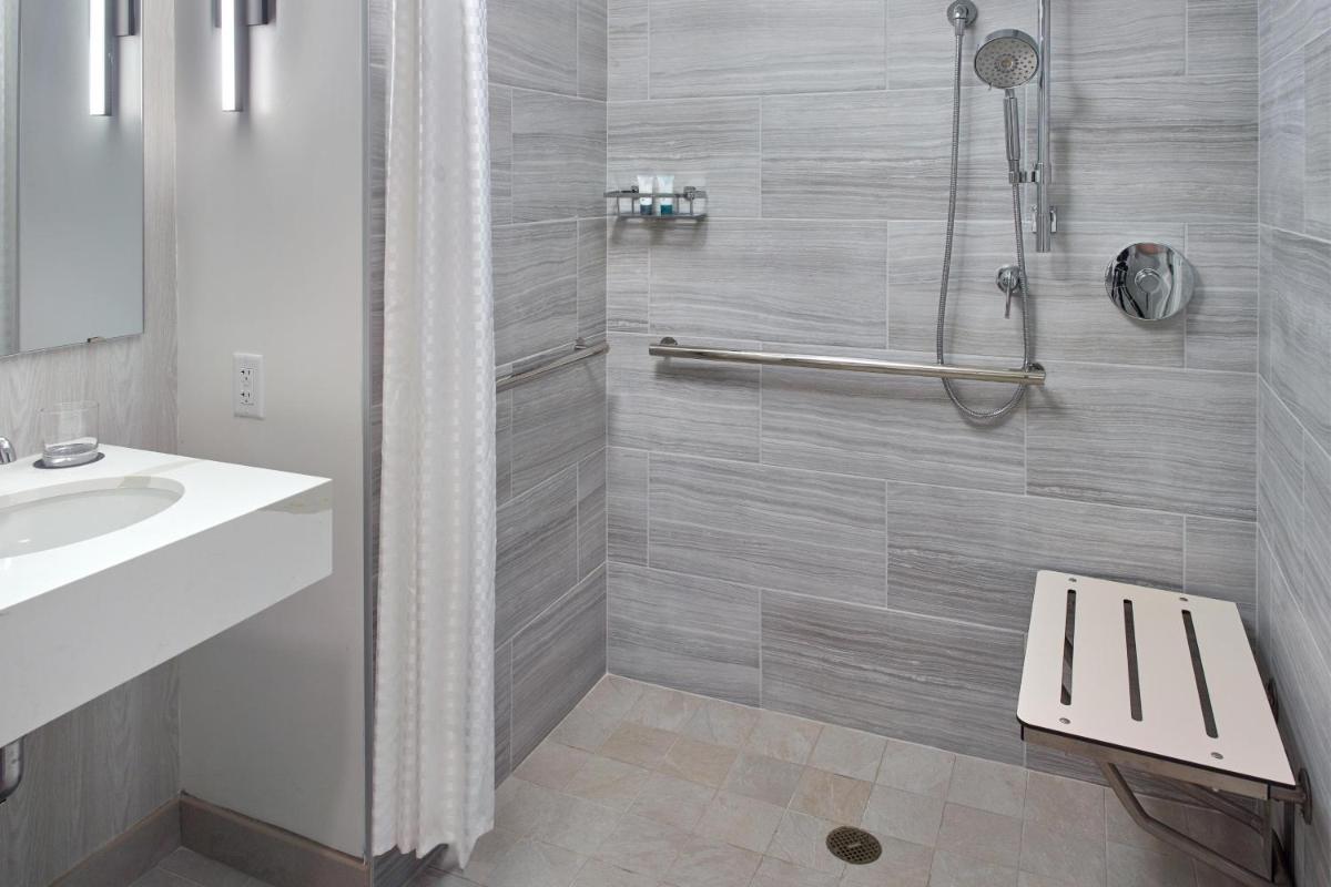 The Westin Charlotte - image 7