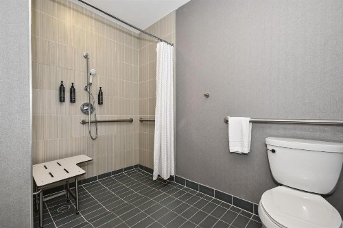 Aloft Charlotte City Center - image 9