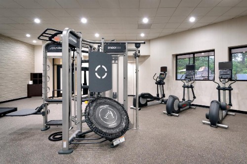 Courtyard by Marriott Charlotte Airport/Billy Graham Parkway - image 17