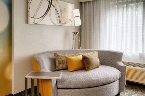 Courtyard by Marriott Charlotte Airport/Billy Graham Parkway - image 35