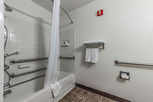 Motel 6-Charlotte NC - University - image 25