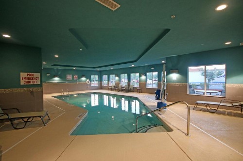 Holiday Inn Express & Suites Charlotte North an IHG Hotel - image 3