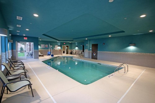 Holiday Inn Express & Suites Charlotte North an IHG Hotel - image 6