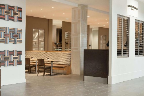 Embassy Suites Charlotte/Ayrsley - image 23