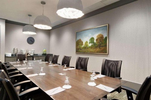 Embassy Suites Charlotte/Ayrsley - image 30