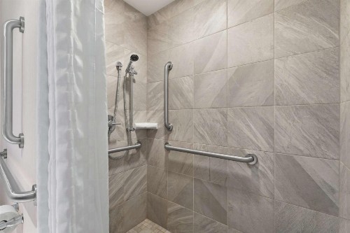 Embassy Suites Charlotte/Ayrsley - image 37