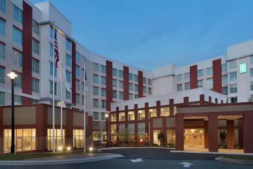 Embassy Suites Charlotte/Ayrsley - image 39