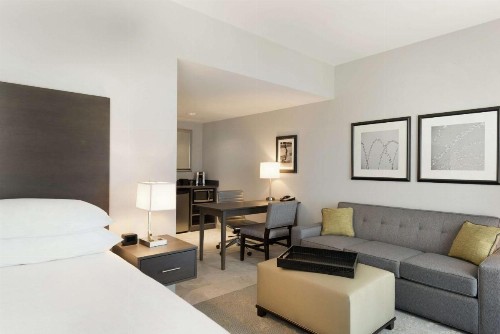 Embassy Suites Charlotte/Ayrsley - image 48