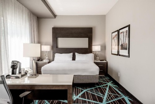 Holiday Inn Express & Suites - Charlotte Airport an IHG Hotel - image 11