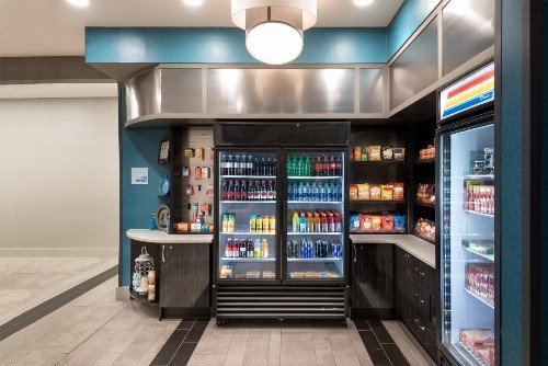 Holiday Inn Express & Suites - Charlotte Airport an IHG Hotel - image 12