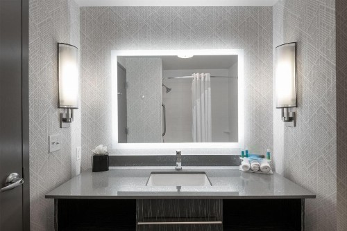 Holiday Inn Express & Suites - Charlotte Airport an IHG Hotel - image 19