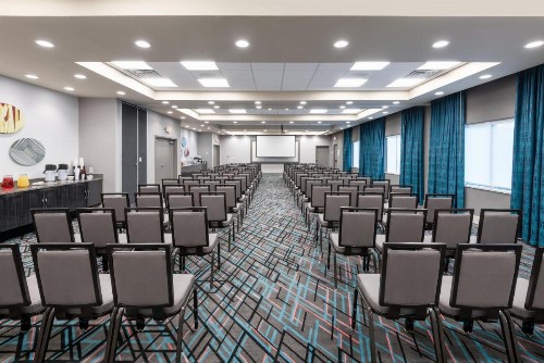 Holiday Inn Express & Suites - Charlotte Airport an IHG Hotel - image 21