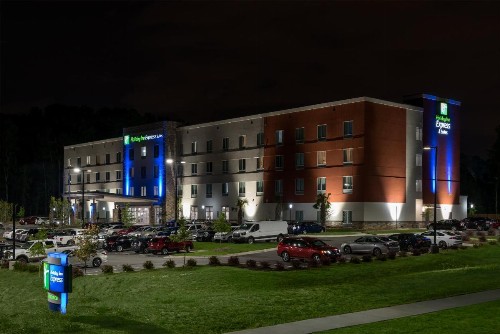 Holiday Inn Express & Suites - Charlotte Airport an IHG Hotel - image 26