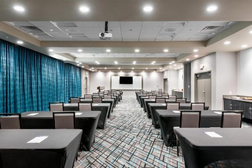 Holiday Inn Express & Suites - Charlotte Airport an IHG Hotel - image 28