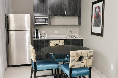 Holiday Inn Express & Suites - Charlotte Airport an IHG Hotel - image 35