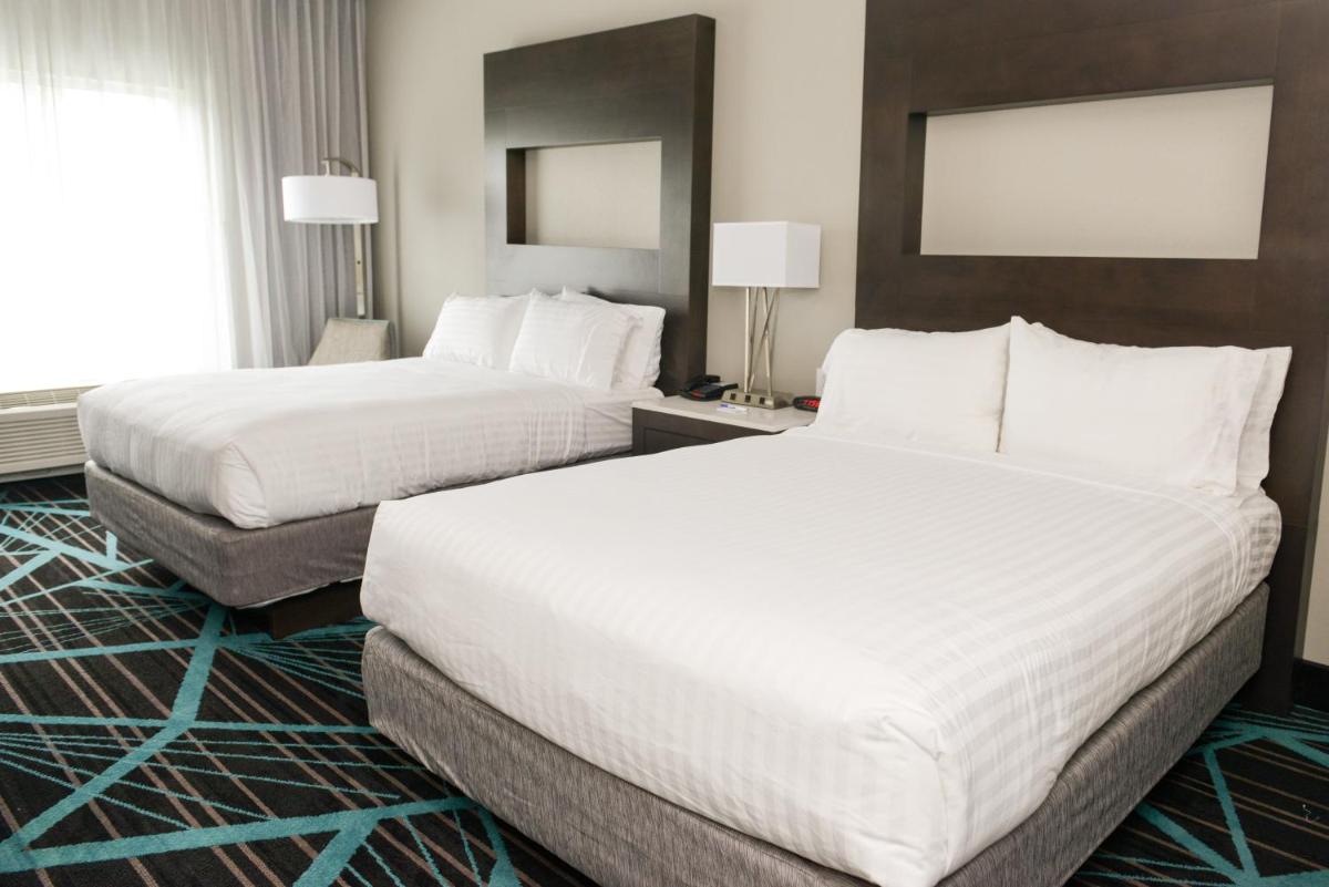 Holiday Inn Express & Suites - Charlotte Airport an IHG Hotel - image 7