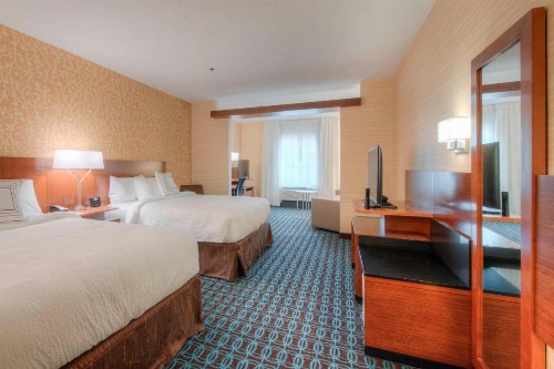 Fairfield Inn & Suites by Marriott Charlotte Airport - image 12