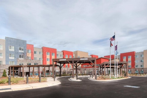 Fairfield Inn & Suites by Marriott Charlotte Airport - image 2