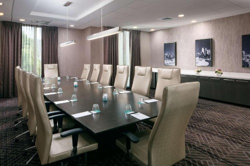 Embassy Suites by Hilton Charlotte Uptown - image 11