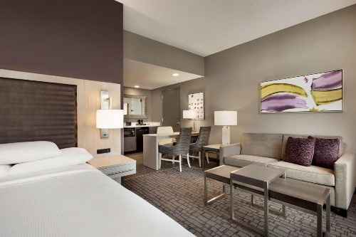 Embassy Suites by Hilton Charlotte Uptown - image 27