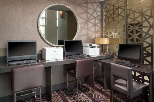 Embassy Suites by Hilton Charlotte Uptown - image 32