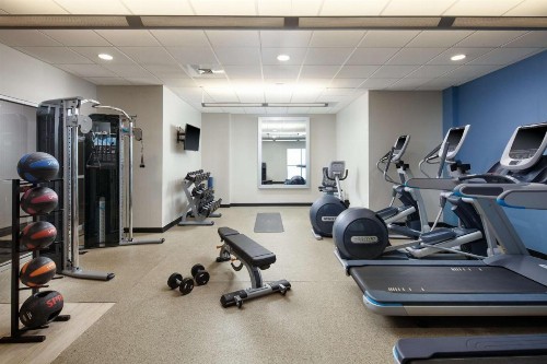 Embassy Suites by Hilton Charlotte Uptown - image 34