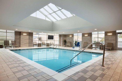 Embassy Suites by Hilton Charlotte Uptown - image 37