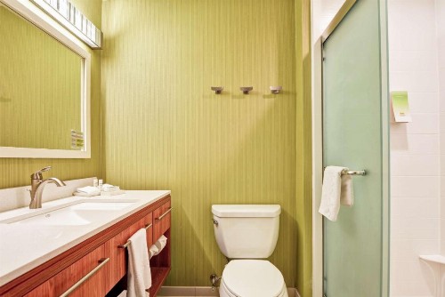 Home2 Suites by Hilton Charlotte Airport - image 14