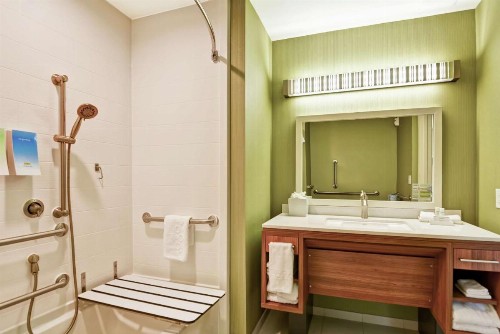 Home2 Suites by Hilton Charlotte Airport - image 24