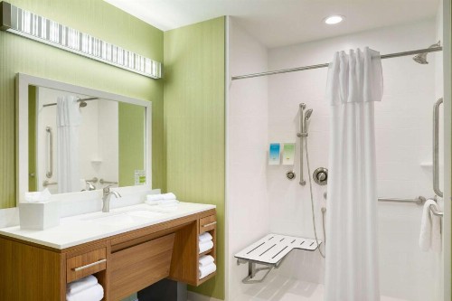 Home2 Suites by Hilton Charlotte Airport - image 26