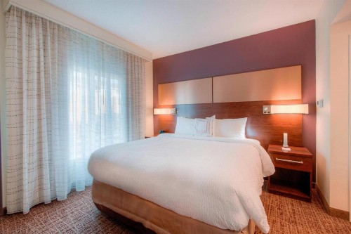 Residence Inn by Marriott Charlotte Airport - image 13