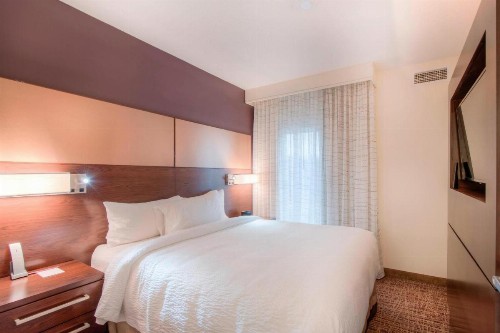 Residence Inn by Marriott Charlotte Airport - image 15