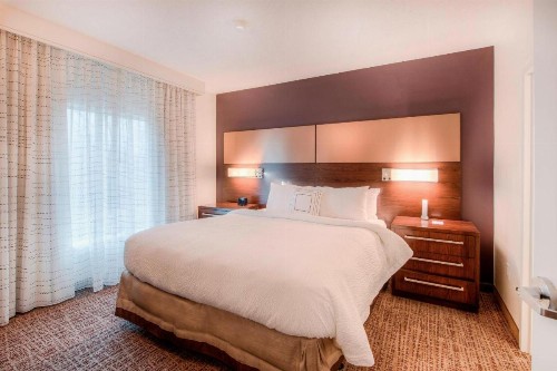 Residence Inn by Marriott Charlotte Airport - image 18