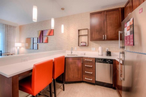 Residence Inn by Marriott Charlotte Airport - image 9