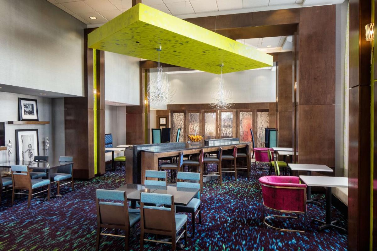 Hampton Inn & Suites Charlotte/Ballantyne Nc - image 6