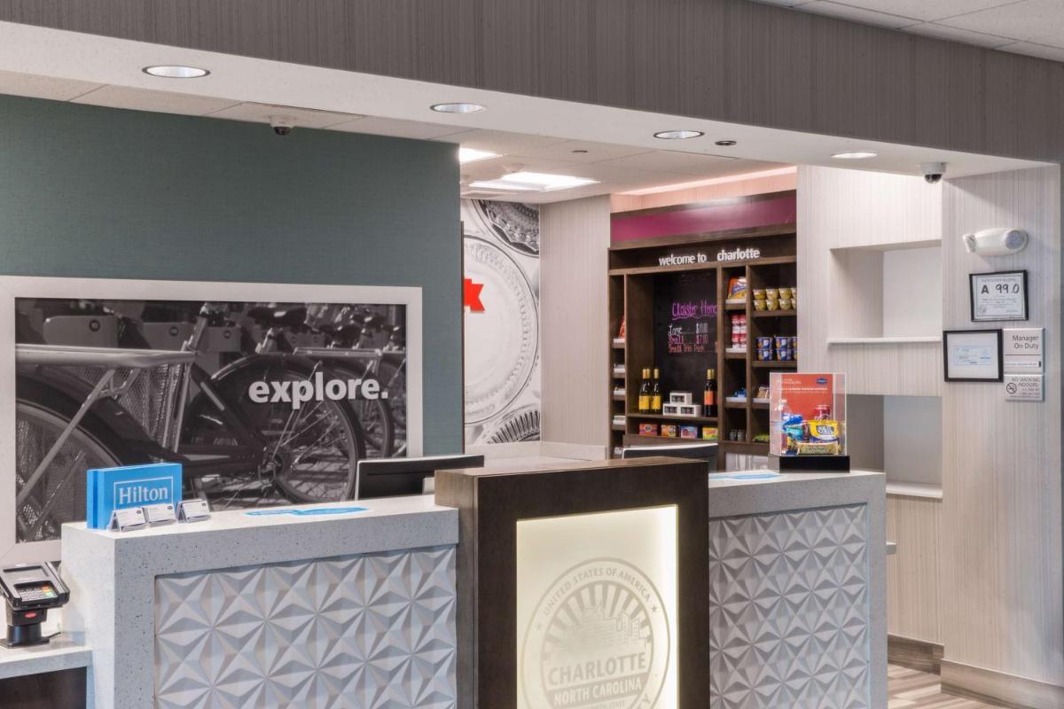 Hampton Inn & Suites Charlotte/Ballantyne Nc - image 7