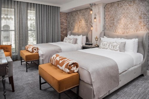 The Ivey's Hotel - image 31